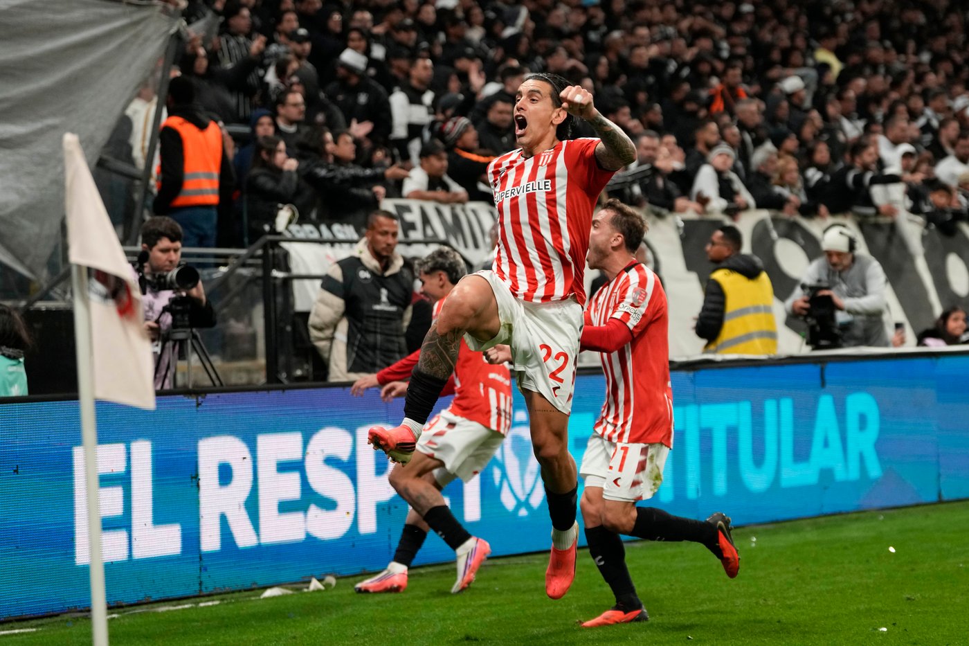Palmeiras survive a late collapse, win shootout to reach Copa Libertadores semifinals | iNFOnews.ca Palmeiras survive a late collapse, win shootout to reach Copa Libertadores semifinals | iNFOnews.ca