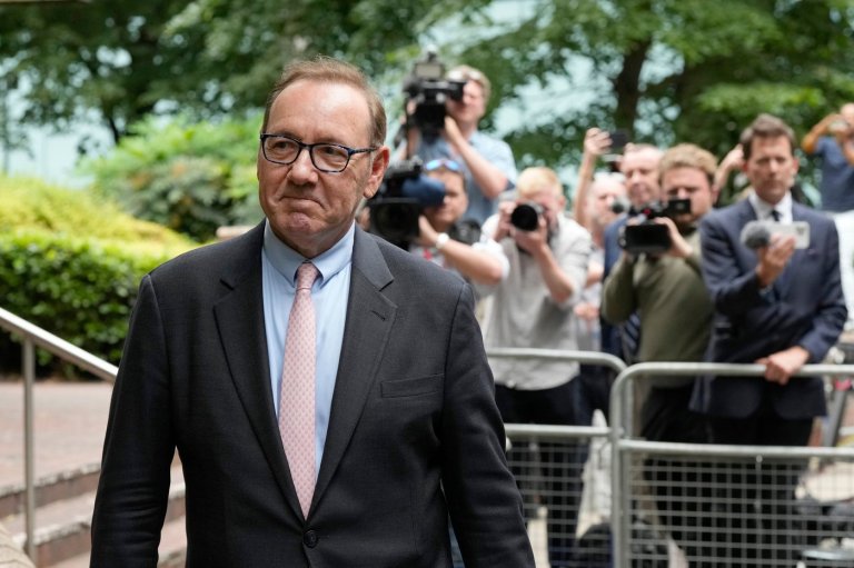 Kevin Spacey settles out of court with 3 men over alleged sexual assaults | iNFOnews.ca