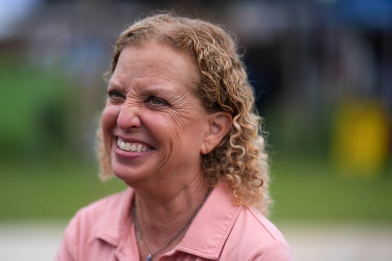 In Florida, Wasserman Schultz sparks a debate over what representation means in diverse districts | iNFOnews.ca