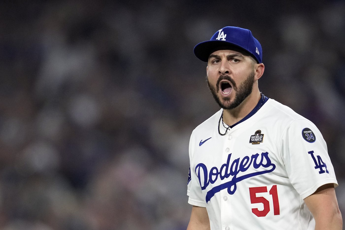 Freeman hits 1st game-ending slam in World Series history as Dodgers top Yankees 6-3 in opener | iNFOnews.ca