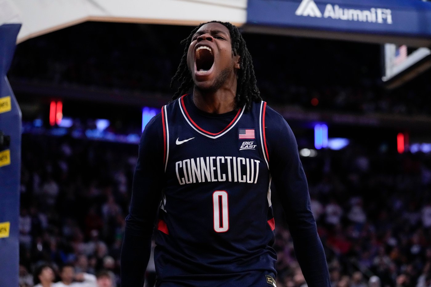 Top overall seed Duke gets a tough NCAA East Region draw with UConn, Hall of Fame coaches | iNFOnews.ca