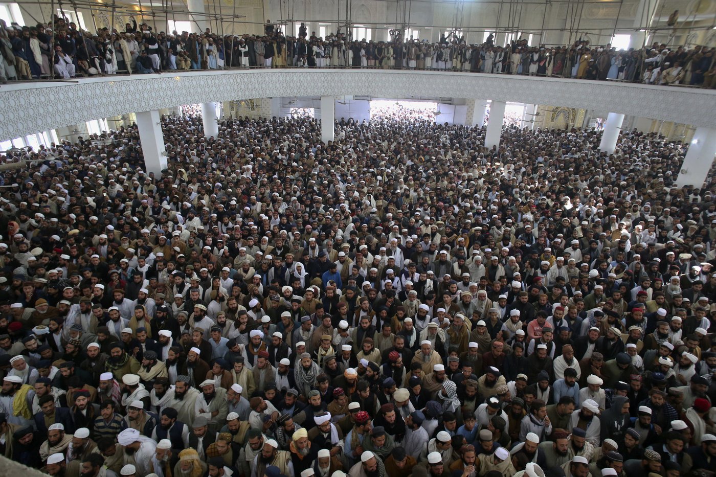 Thousands of mourners attend funeral of Taliban-linked cleric killed in Pakistan suicide blast | iNFOnews.ca Thousands of mourners attend funeral of Taliban-linked cleric killed in Pakistan suicide blast | iNFOnews.ca
