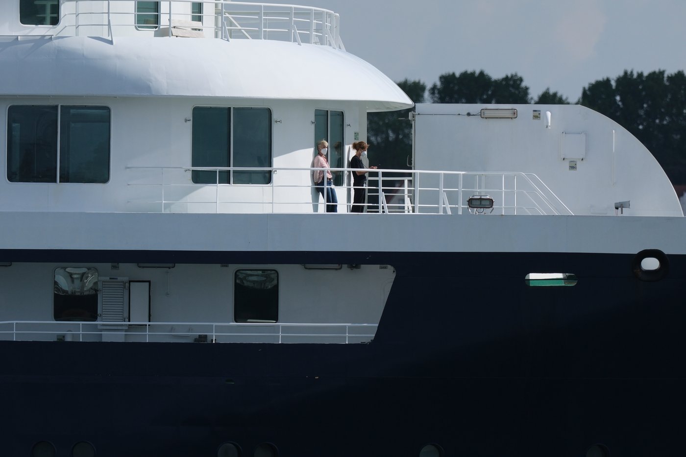 Hantavirus-stricken cruise ship docks in the Netherlands for disinfection | iNFOnews.ca