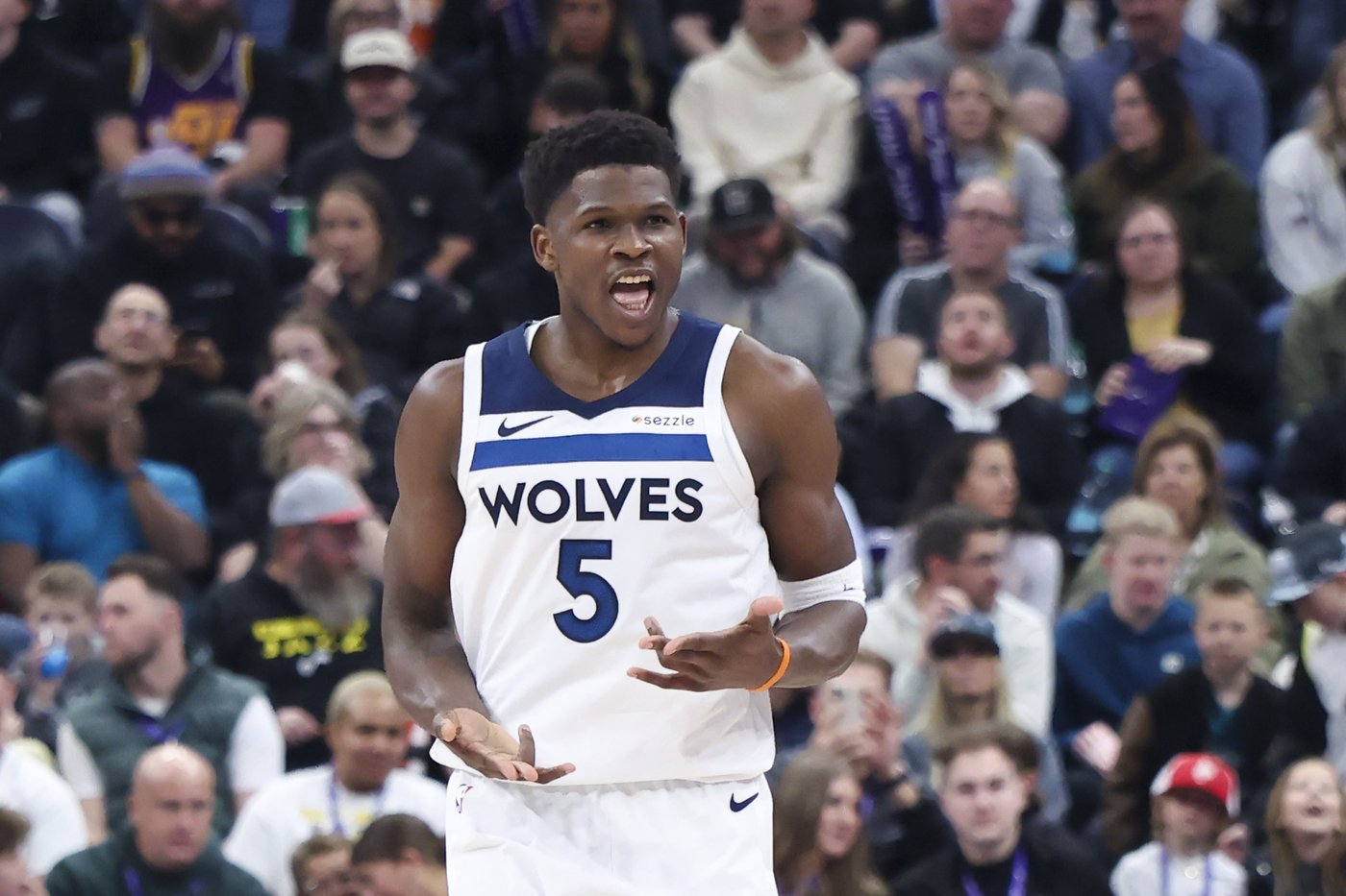 Anthony Edwards scores 36 points in the Timberwolves' 138-113 victory over the Jazz | iNFOnews.ca