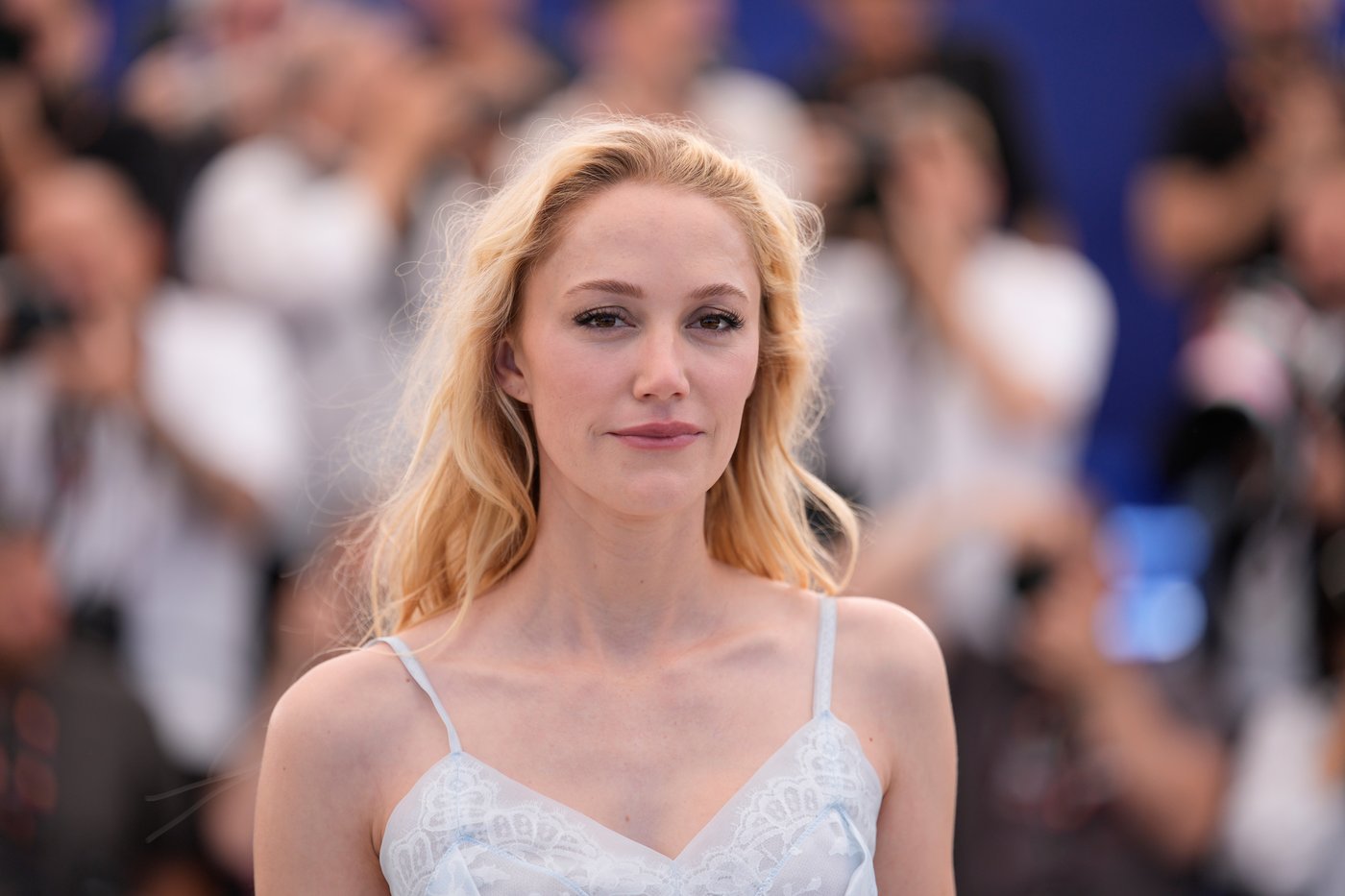 Maika Monroe, much more than 'Scream Queen,' returns to Cannes | iNFOnews.ca