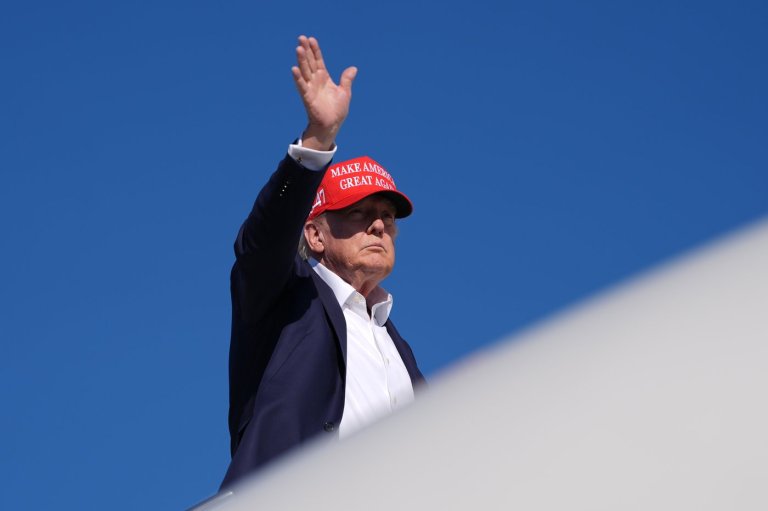 Republicans gather in Dallas for two-day midterm convention billed as a 'Trump-a-Palooza' | iNFOnews.ca