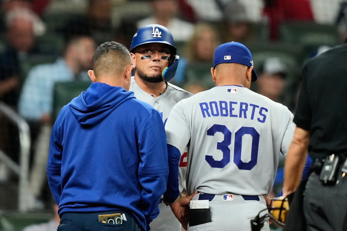 Dodgers hold out Miguel Rojas due to sore back. Ronald Acuña Jr. is starting in RF for Braves | iNFOnews.ca