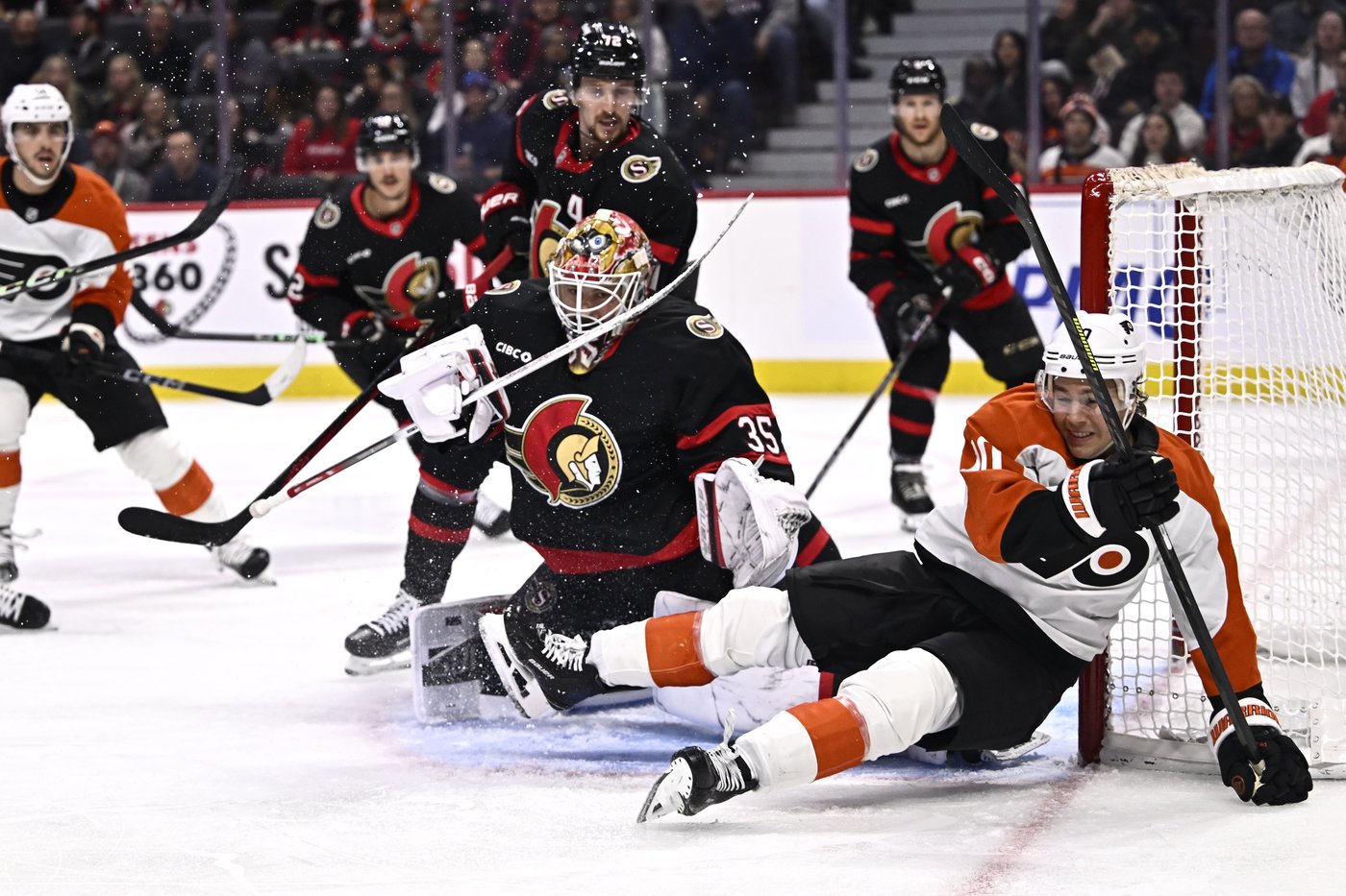 Senators fail to close out strong effort in OT loss to Flyers | iNFOnews.ca