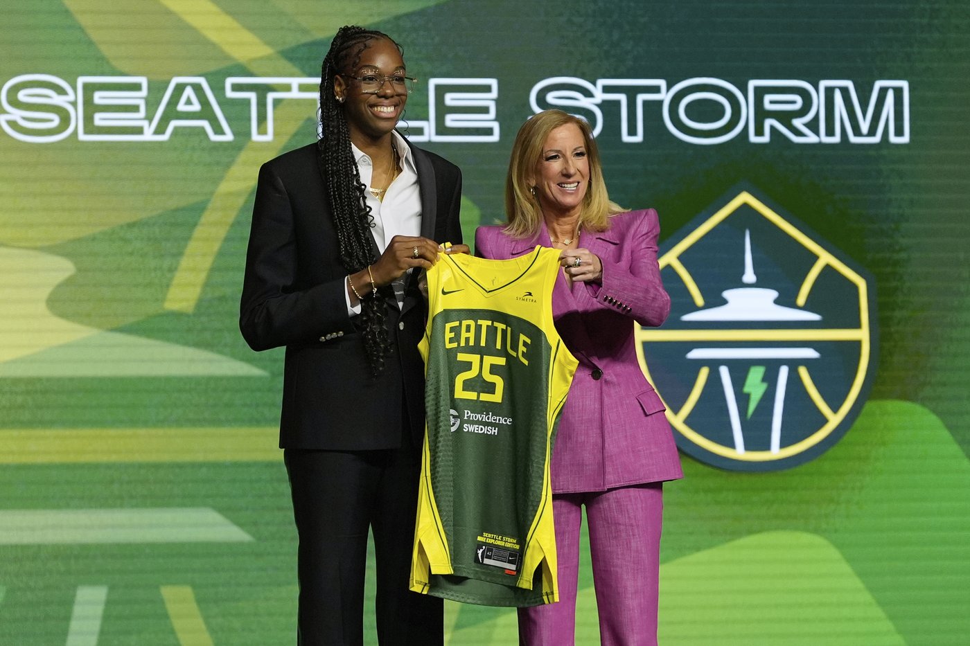 Dominique Malonga eager to prove growth of French basketball as WNBA's No. 2 pick overall | iNFOnews.ca Dominique Malonga eager to prove growth of French basketball as WNBA's No. 2 pick overall | iNFOnews.ca