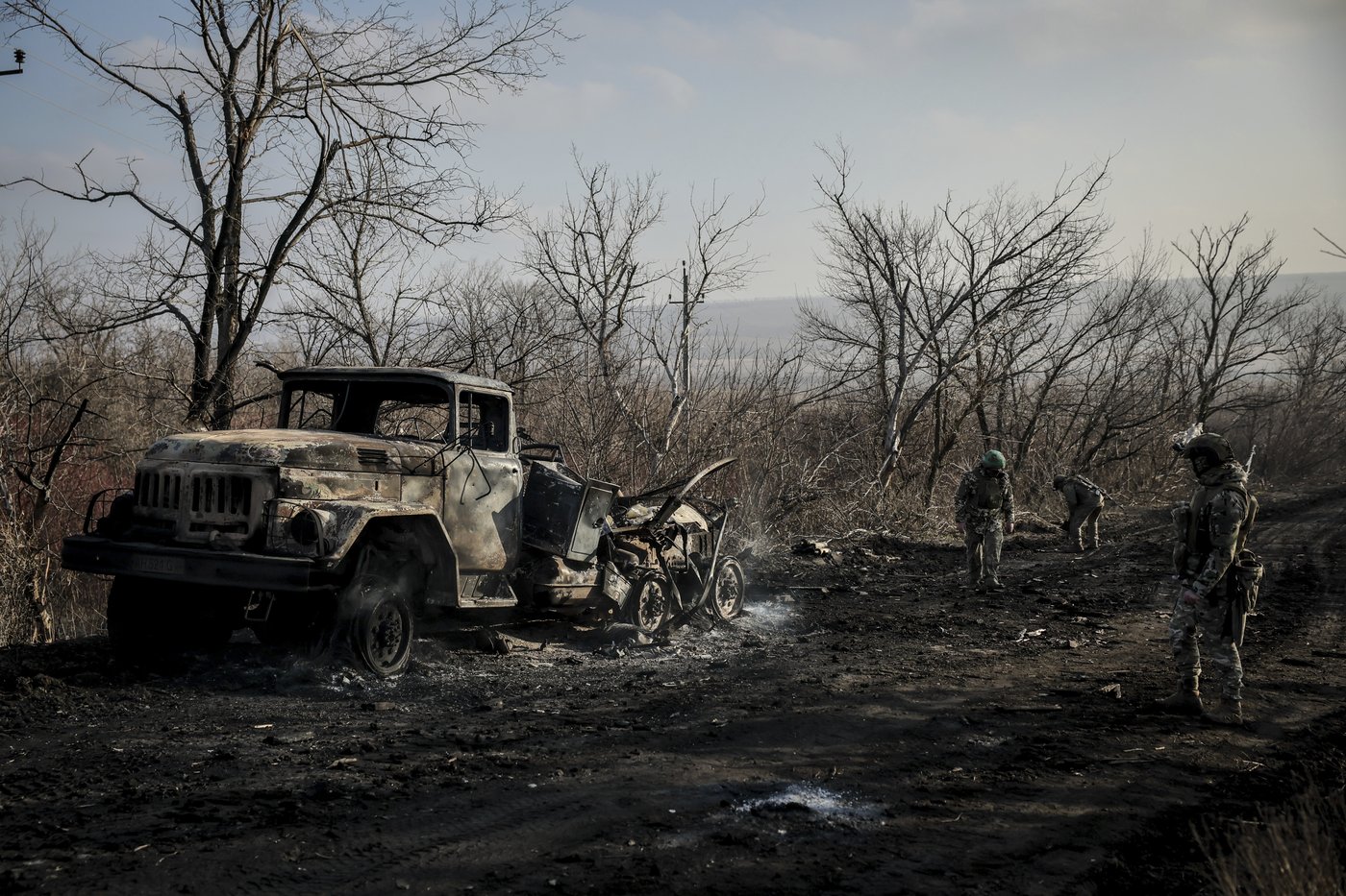 Russian forces bypass a key stronghold in a bid to cut off its supplies, a Ukrainian officer says | iNFOnews.ca Russian forces bypass a key stronghold in a bid to cut off its supplies, a Ukrainian officer says | iNFOnews.ca