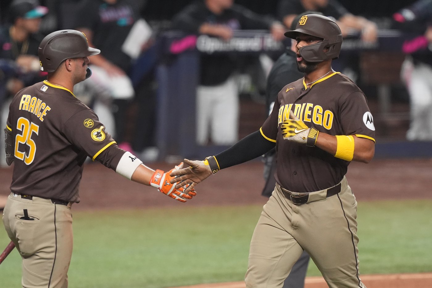 Rengifo's two-run HR lifts Padres past skidding Marlins 4-2, extending Miami's losing streak to 10 | iNFOnews.ca