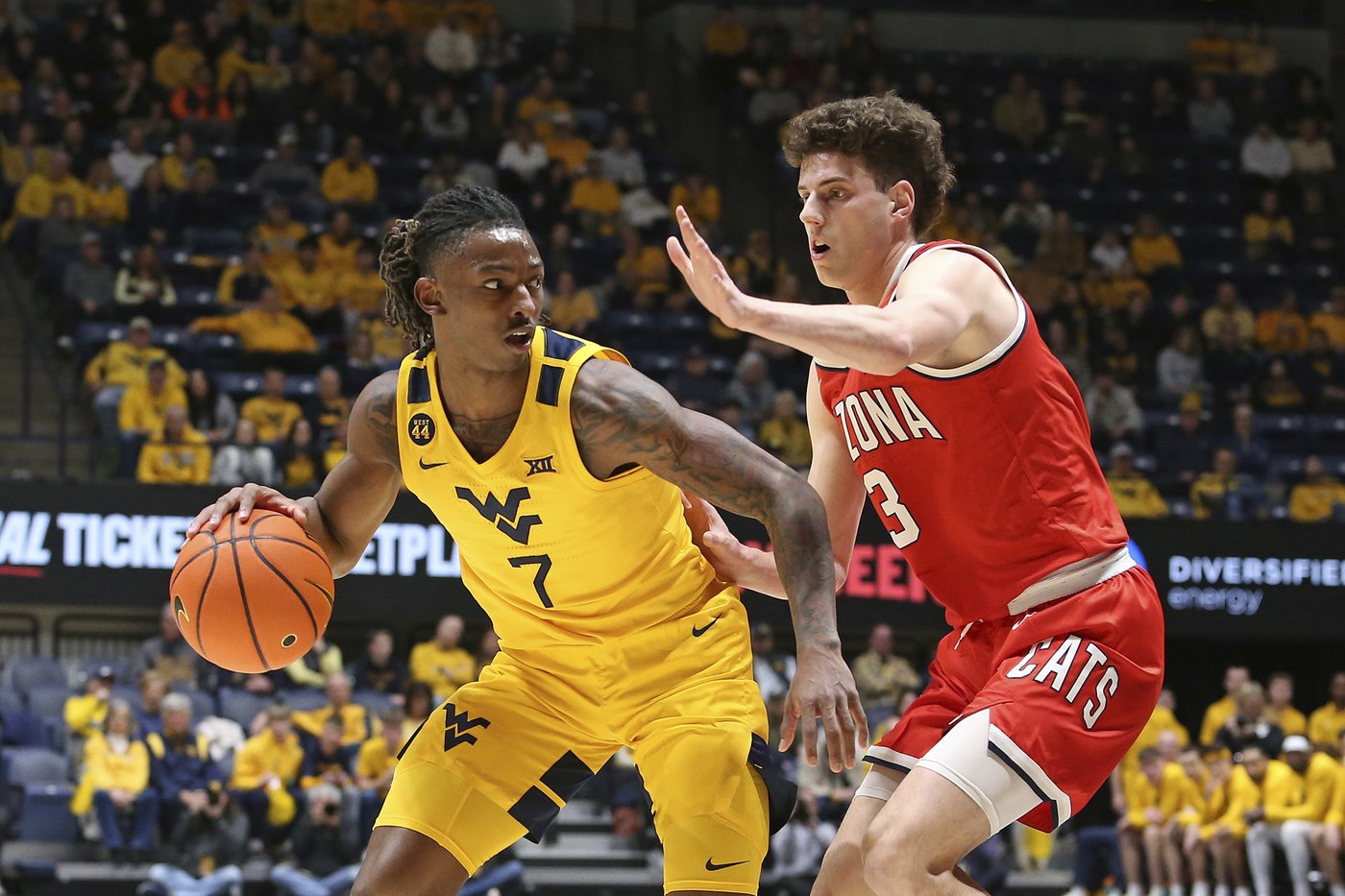 Javon Small leads the Big 12 in scoring to fuel West Virginia's return to the Top 25 | iNFOnews.ca Javon Small leads the Big 12 in scoring to fuel West Virginia's return to the Top 25 | iNFOnews.ca