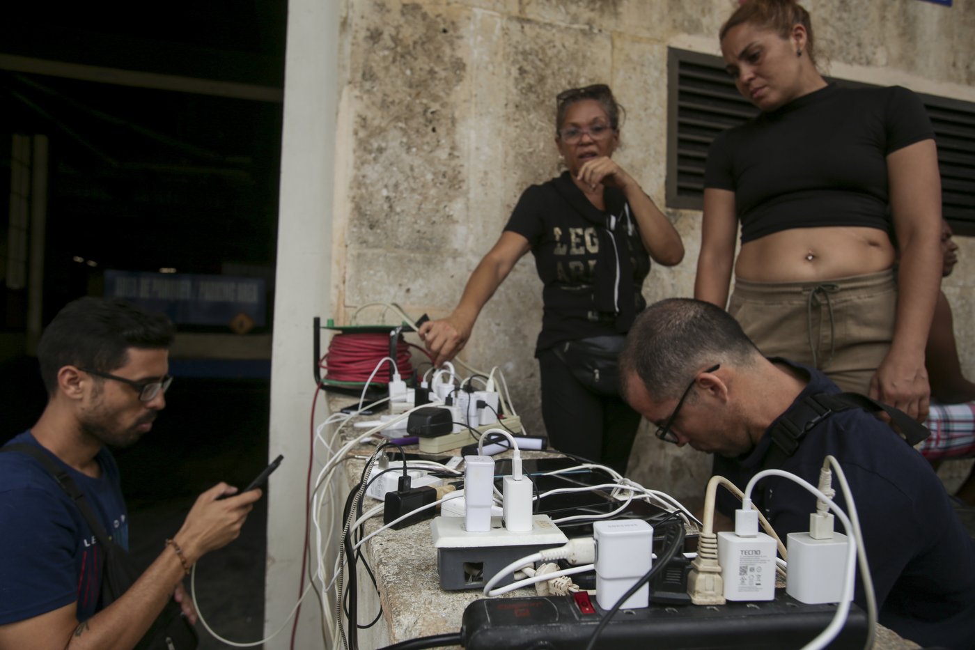 Cuba left reeling after Category 3 hurricane ravages island and knocks out power grid | iNFOnews.ca