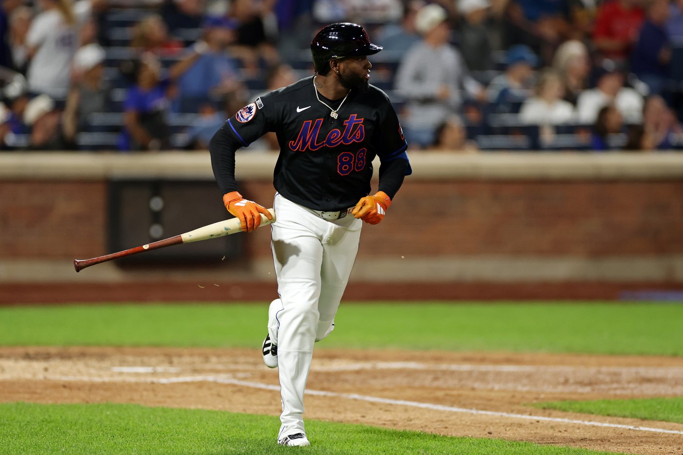 Francisco Lindor leads resurgent Mets to 3-2 victory over MLB-best Brewers in 10 innings | iNFOnews.ca Francisco Lindor leads resurgent Mets to 3-2 victory over MLB-best Brewers in 10 innings | iNFOnews.ca