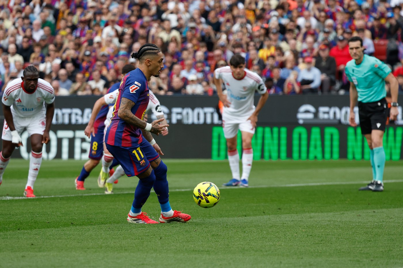 Hat trick for Raphinha as Barcelona beats Sevilla 5-2 to stay 4 points clear of Madrid | iNFOnews.ca Hat trick for Raphinha as Barcelona beats Sevilla 5-2 to stay 4 points clear of Madrid | iNFOnews.ca