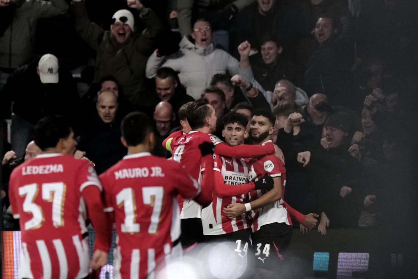 Late goals by US stars are a Champions League thanksgiving for PSV Eindhoven | iNFOnews.ca