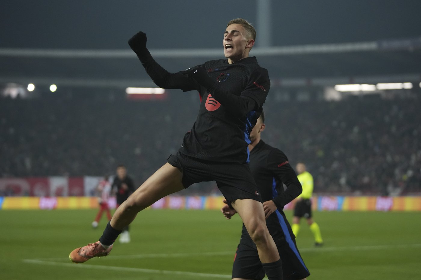 Barcelona's attack keeps clicking and Catalan club earns another big Champions League win | iNFOnews.ca