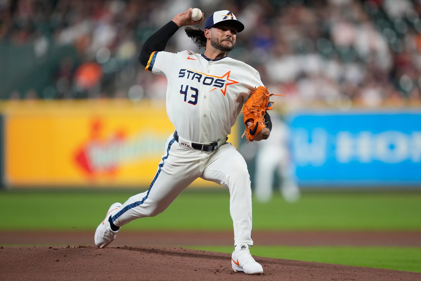 Lance McCullers shines in season debut, 7 strong innings as Astros beat Red Sox | iNFOnews.ca Lance McCullers shines in season debut, 7 strong innings as Astros beat Red Sox | iNFOnews.ca