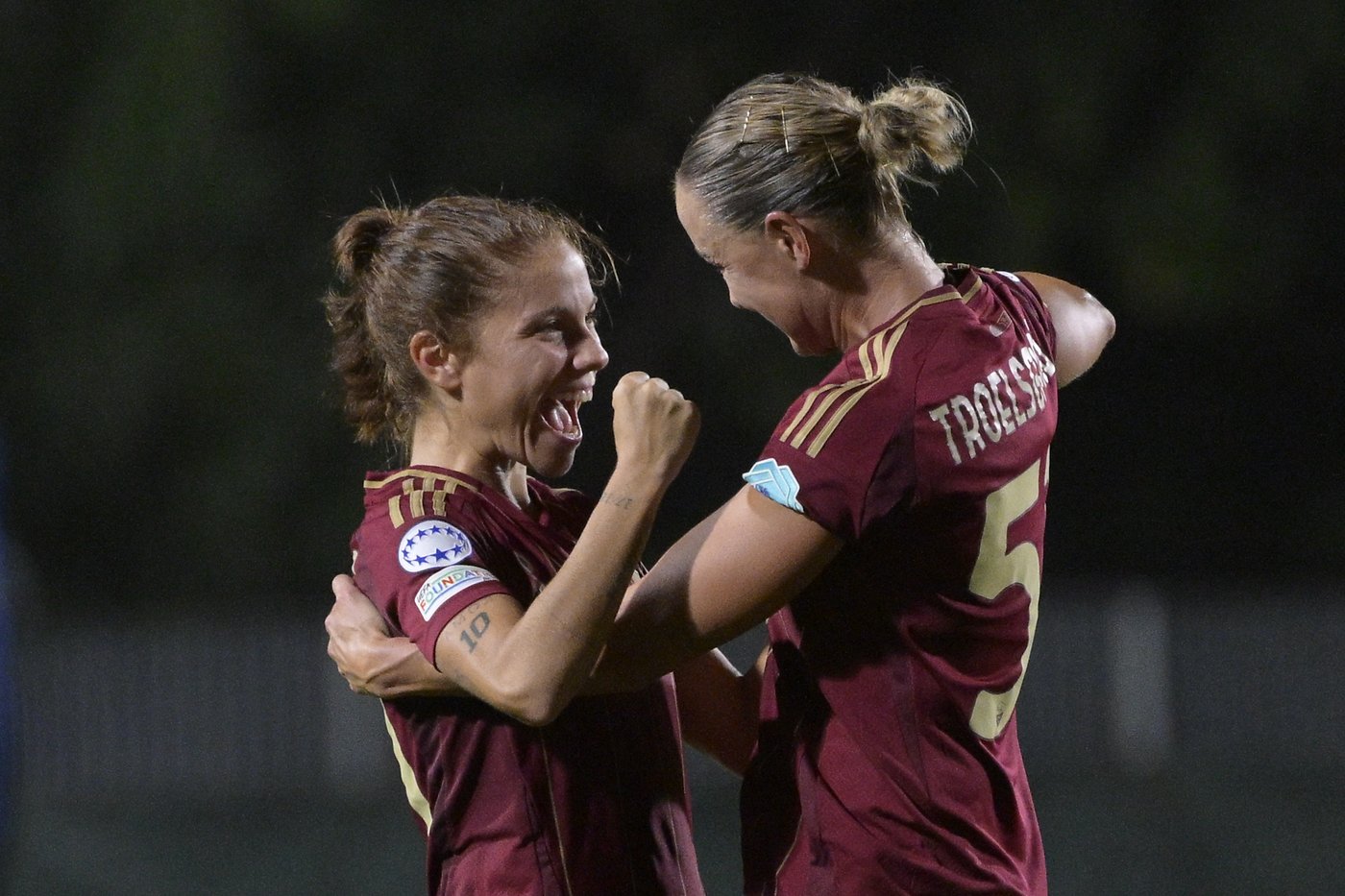 Roma and Lyon fight for group lead in Women's Champion league and high-scoring Chelsea is at Celtic | iNFOnews.ca Roma and Lyon fight for group lead in Women's Champion league and high-scoring Chelsea is at Celtic | iNFOnews.ca