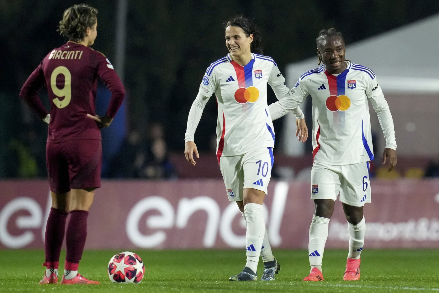 Lyon's Melchie Dumornay scores spectacular goal from center circle in Women's Champions League match | iNFOnews.ca