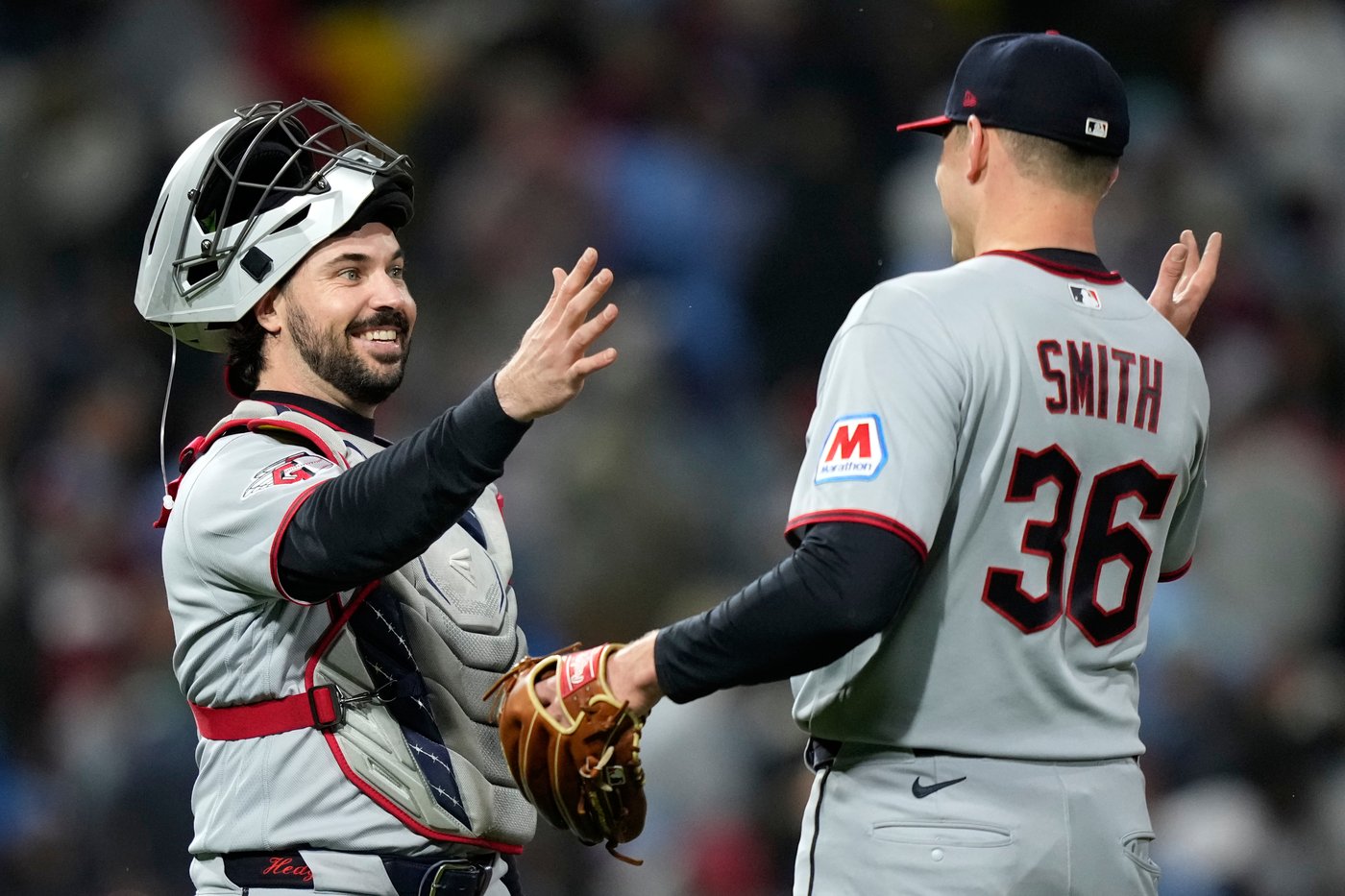 Williams goes pitch-for-pitch against Phillies' ace Sánchez. Both were sharp in Cleveland's 1-0 win | iNFOnews.ca