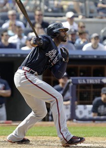 Baseball Roundup: New York, Atlanta combine for nine homers at Yankee Stadium | iNFOnews.ca