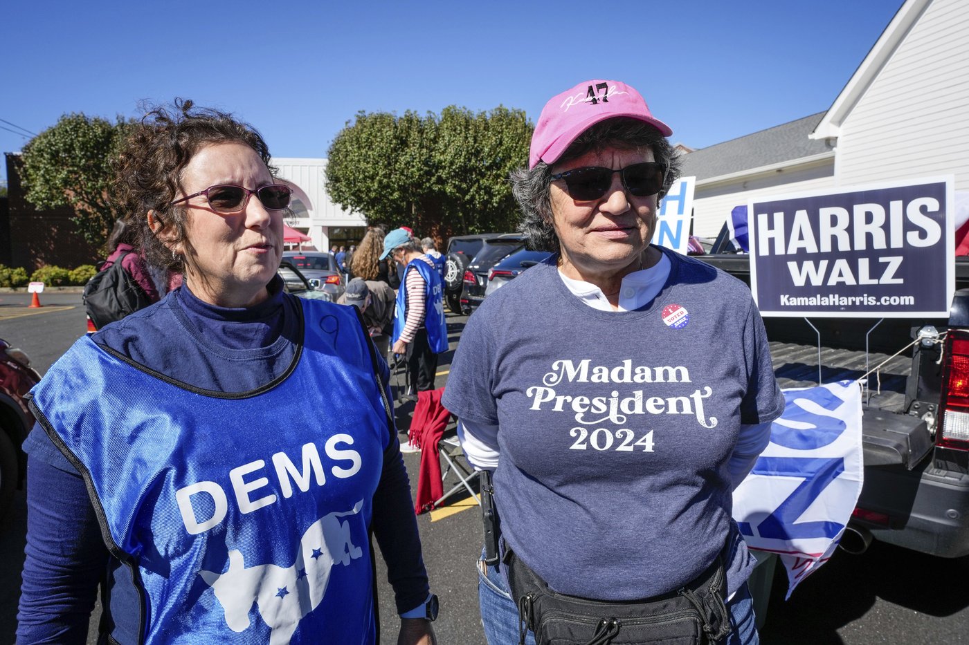 In North Carolina, Trump and Harris navigate a hurricane and a rollercoaster governor's race | iNFOnews.ca In North Carolina, Trump and Harris navigate a hurricane and a rollercoaster governor's race | iNFOnews.ca
