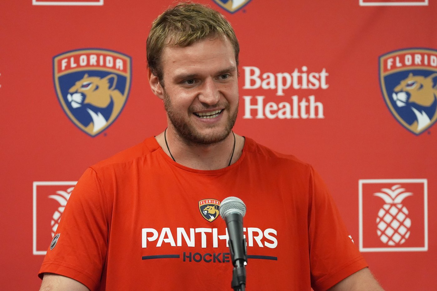 Barkov eyes a 'soon' return as the injury-hit Panthers chase a playoff spot | iNFOnews.ca
