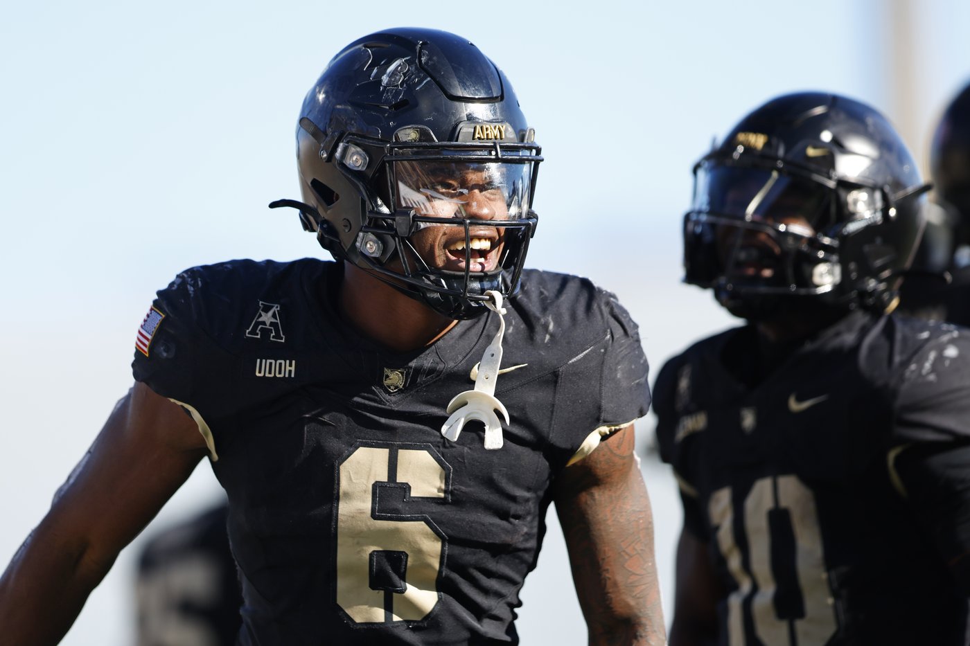 Kanye Udoh scores two touchdowns and leads No. 21 Army over Air Force 20-3 | iNFOnews.ca Kanye Udoh scores two touchdowns and leads No. 21 Army over Air Force 20-3 | iNFOnews.ca