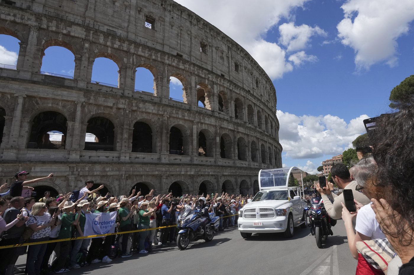 PHOTO COLLECTION: Vatican Pope Funeral Procession | iNFOnews.ca