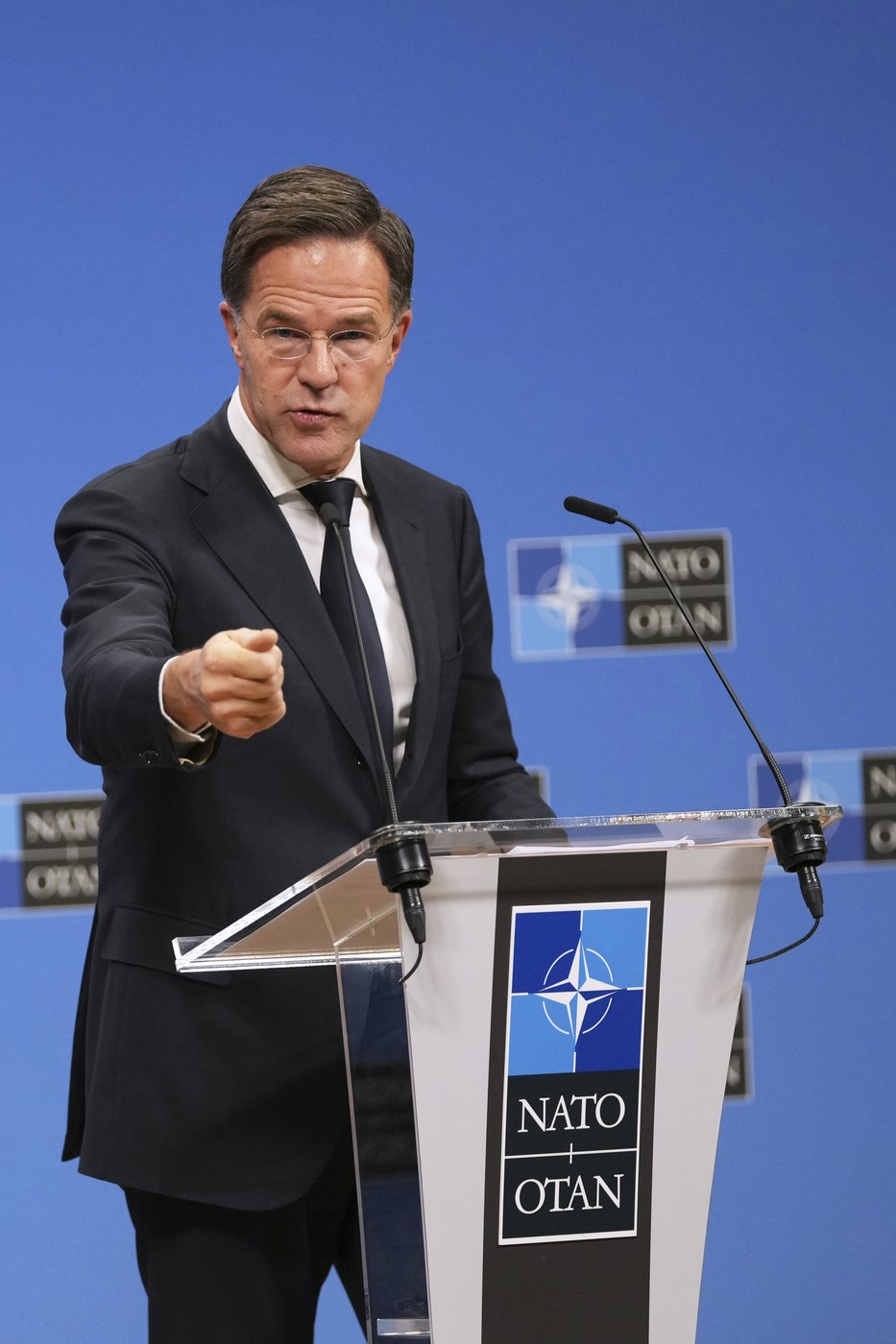 NATO's chief avoids talk of Ukraine's membership. He says the priority is helping Kyiv defend itself | iNFOnews.ca