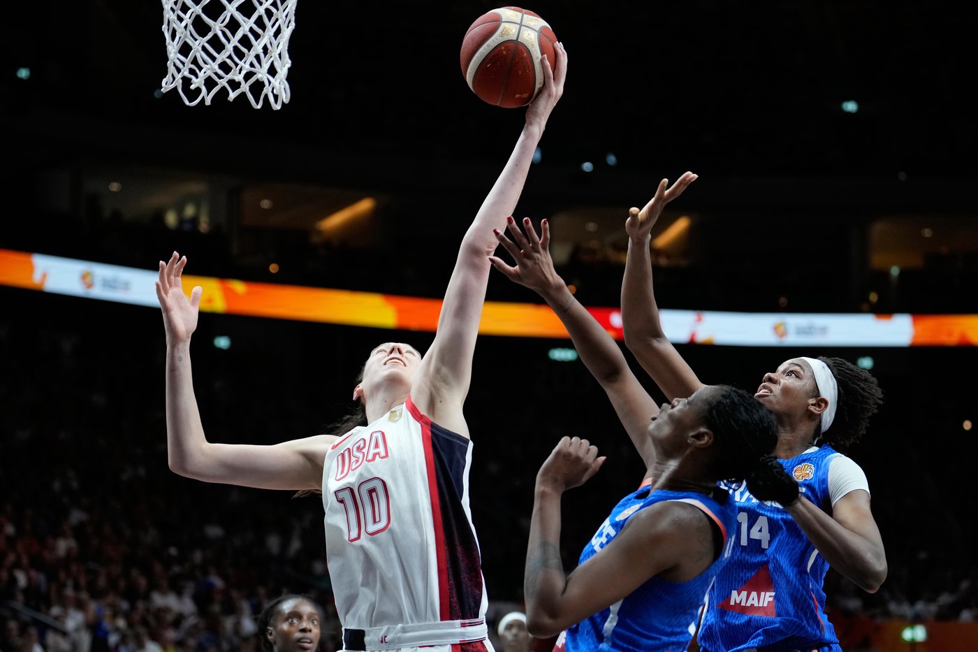 Breanna Stewart continues winning tradtion with 4th World Cup championship | iNFOnews.ca Breanna Stewart continues winning tradtion with 4th World Cup championship | iNFOnews.ca