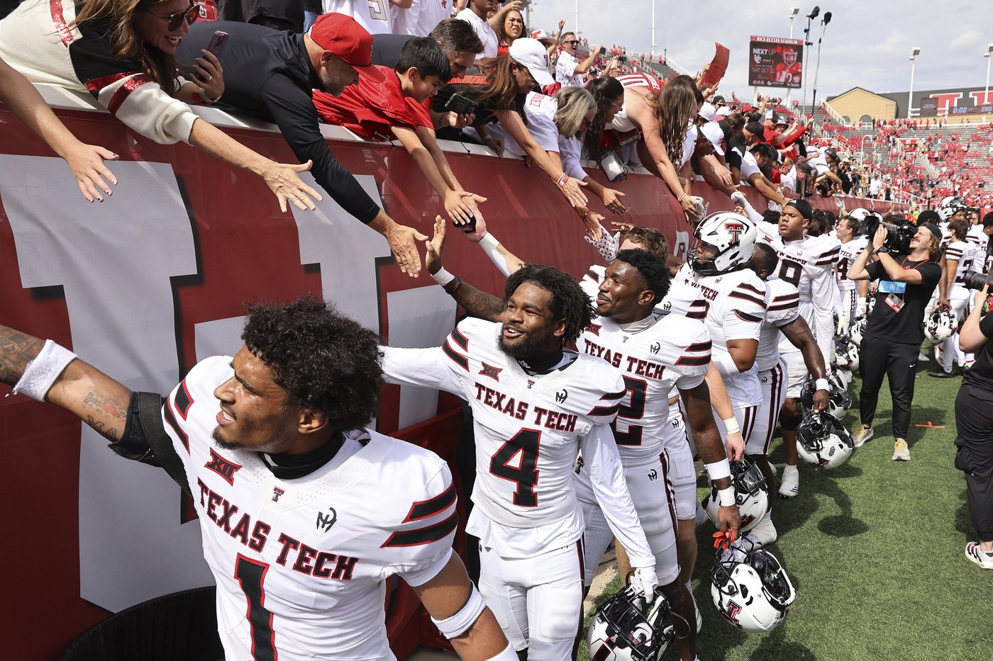 AP Top 25: No. 12 Texas Tech's Joey McGuire says his team's ascent is fueled by love, not money | iNFOnews.ca