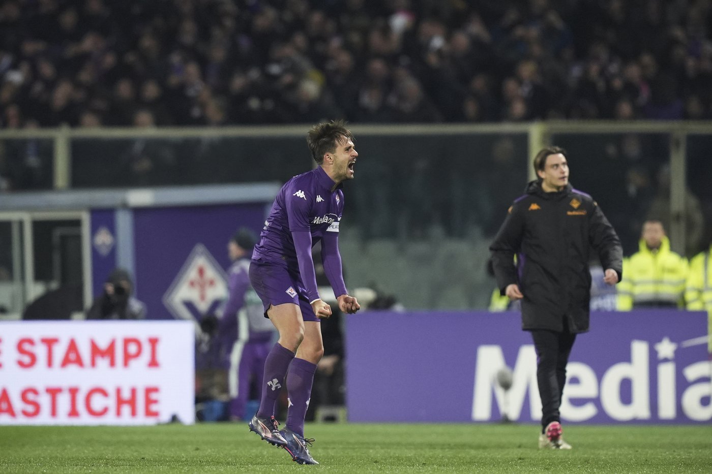 Fiorentina beats Inter Milan 3-0 in game rearranged after a player collapsed on field | iNFOnews.ca