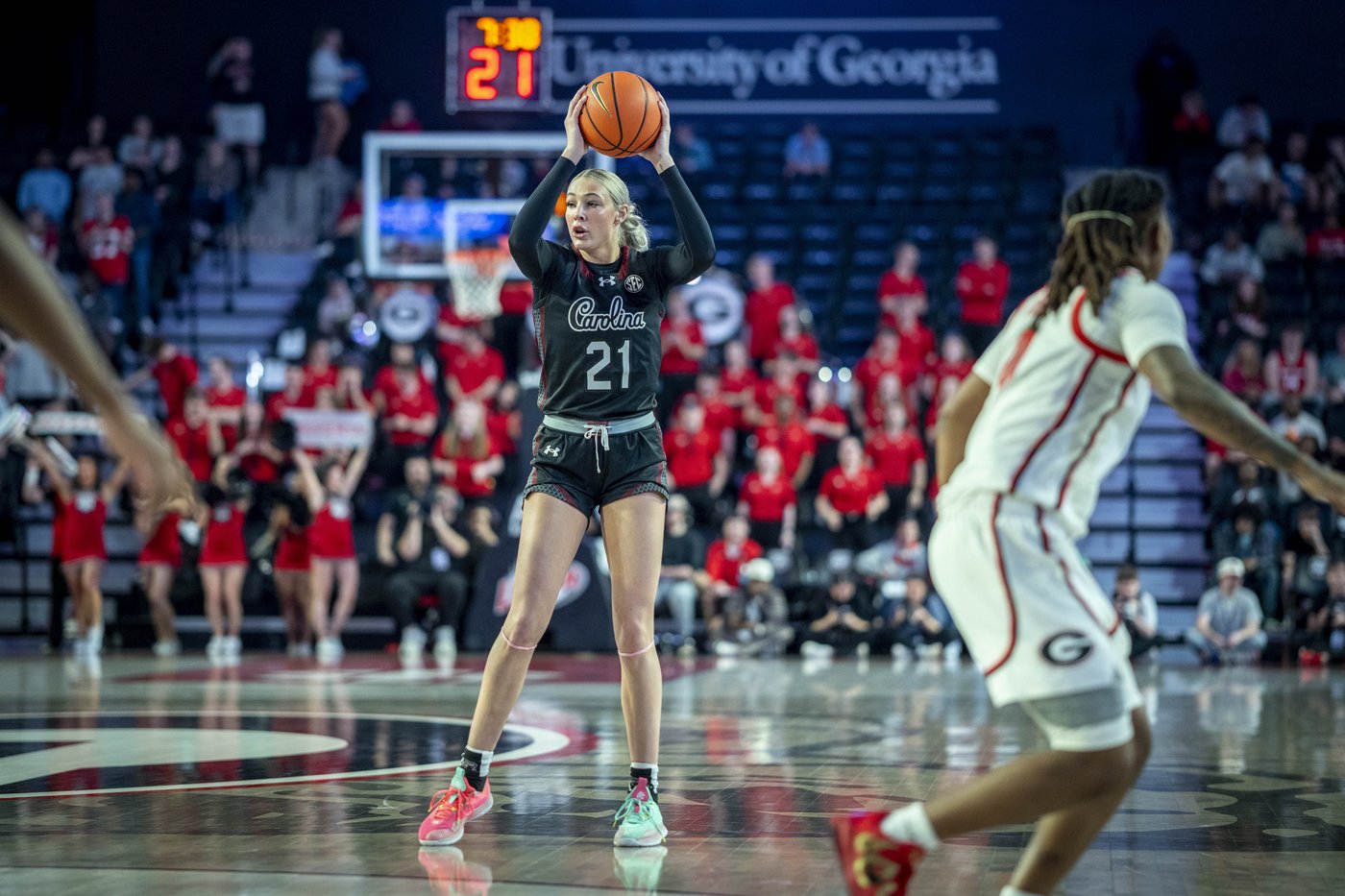 No. 2 South Carolina women remain perfect in SEC by rolling past Georgia 74-42 for 17th straight win | iNFOnews.ca No. 2 South Carolina women remain perfect in SEC by rolling past Georgia 74-42 for 17th straight win | iNFOnews.ca