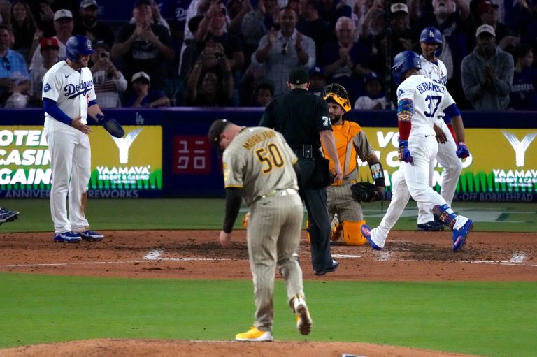Teoscar Hernández’s 7th-inning grand slam sparks another Dodgers rally vs Padres | iNFOnews.ca