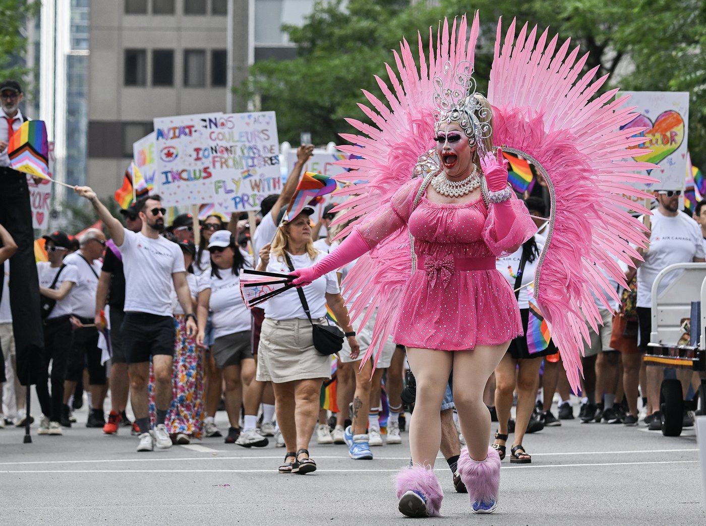 Montreal LGBTQ+ community sees competing Pride parades | iNFOnews.ca Montreal LGBTQ+ community sees competing Pride parades | iNFOnews.ca