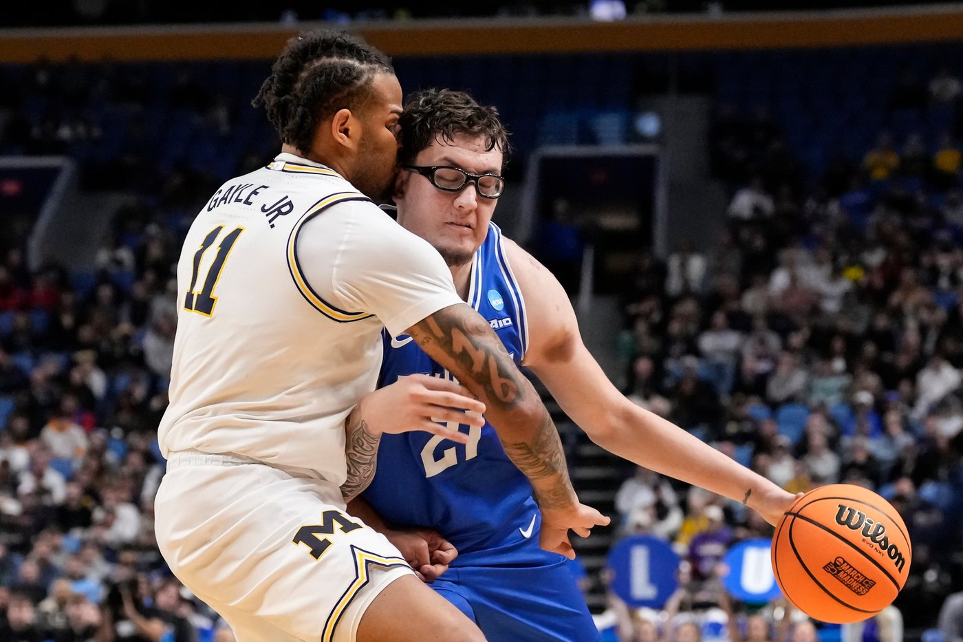 Lendeborg scores 25, and Midwest's top-seeded Michigan rolls to a 95-72 win over Saint Louis | iNFOnews.ca Lendeborg scores 25, and Midwest's top-seeded Michigan rolls to a 95-72 win over Saint Louis | iNFOnews.ca