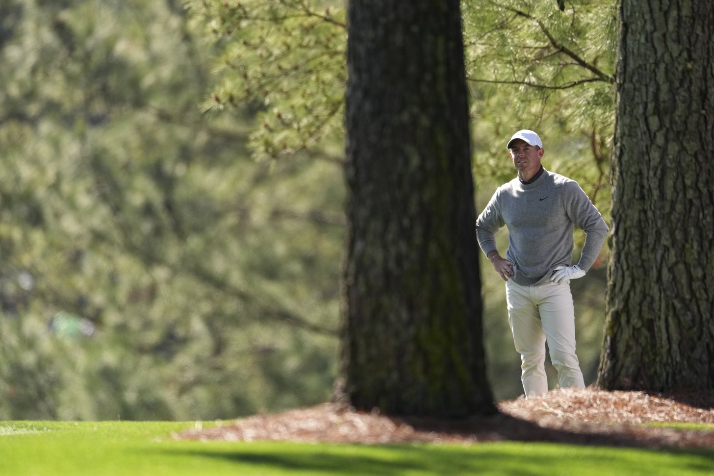 Rory McIlroy catches fire, shoots 66 to get back into contention at the Masters | iNFOnews.ca Rory McIlroy catches fire, shoots 66 to get back into contention at the Masters | iNFOnews.ca
