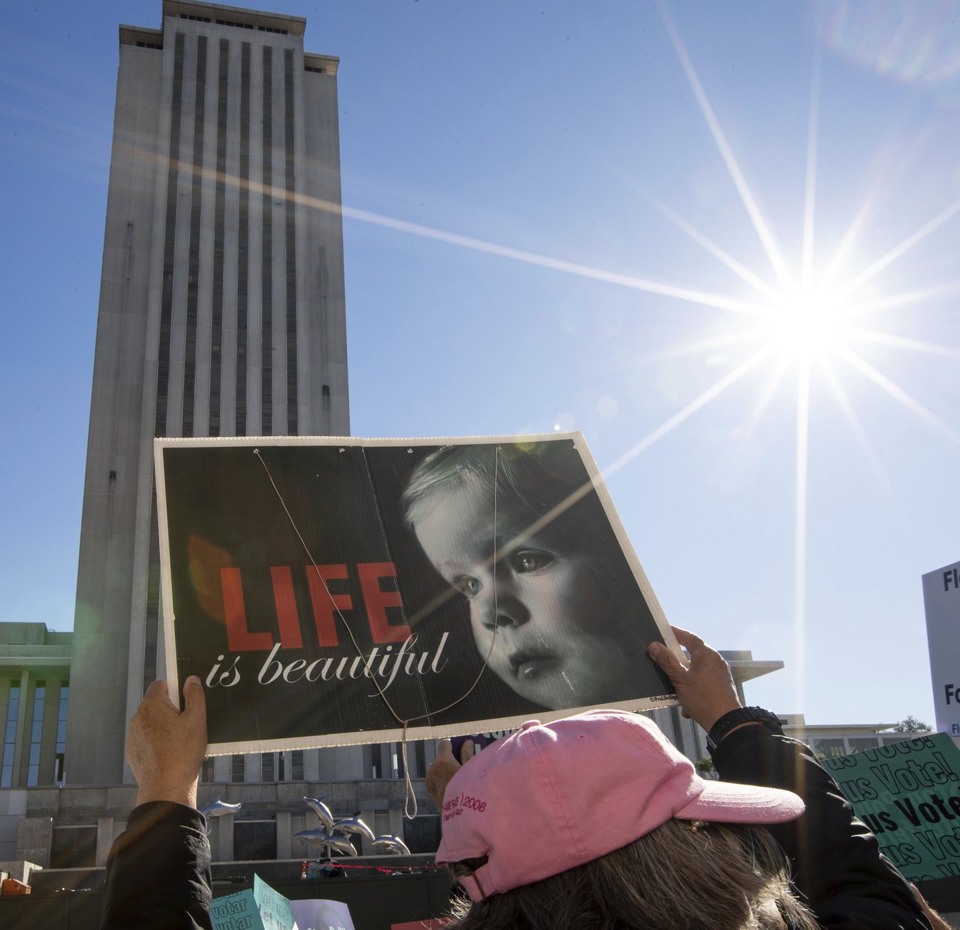 Florida government finds fault with abortion ballot measure over ads and petitions | iNFOnews.ca Florida government finds fault with abortion ballot measure over ads and petitions | iNFOnews.ca