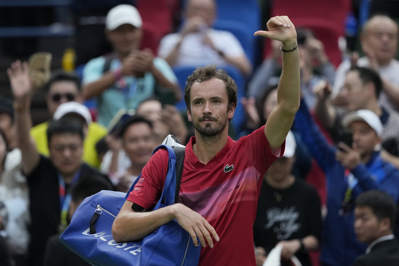 Alcaraz upset by Machac in Shanghai and Sabalenka rallies in Wuhan | iNFOnews.ca Alcaraz upset by Machac in Shanghai and Sabalenka rallies in Wuhan | iNFOnews.ca
