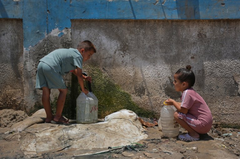 Daily life around the world, in photos | iNFOnews.ca
