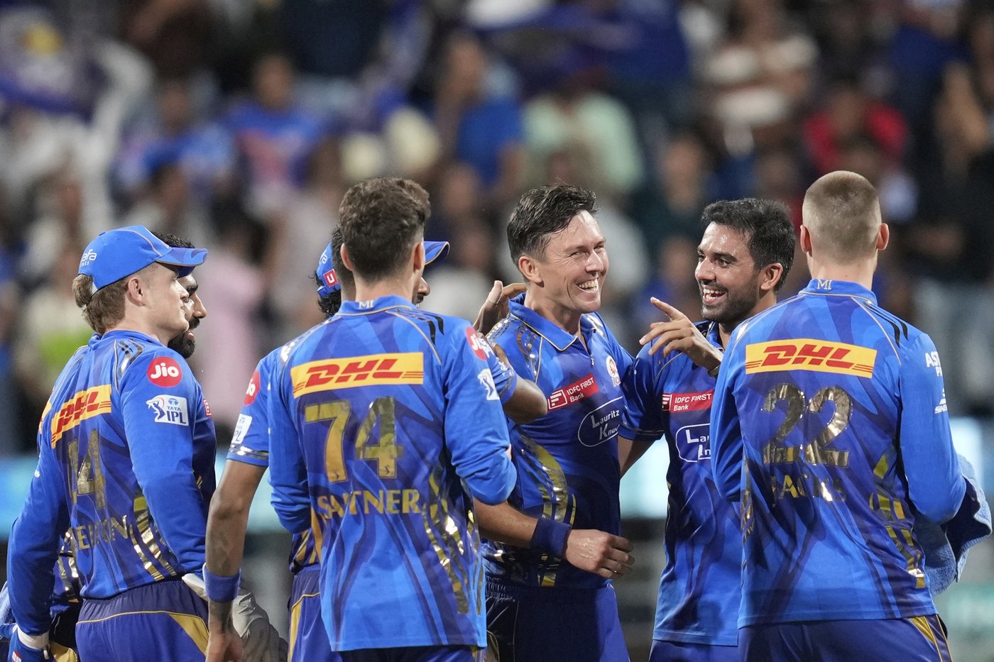 Mumbai Indians seal the final IPL playoffs spot with 59-run win over Delhi | iNFOnews.ca