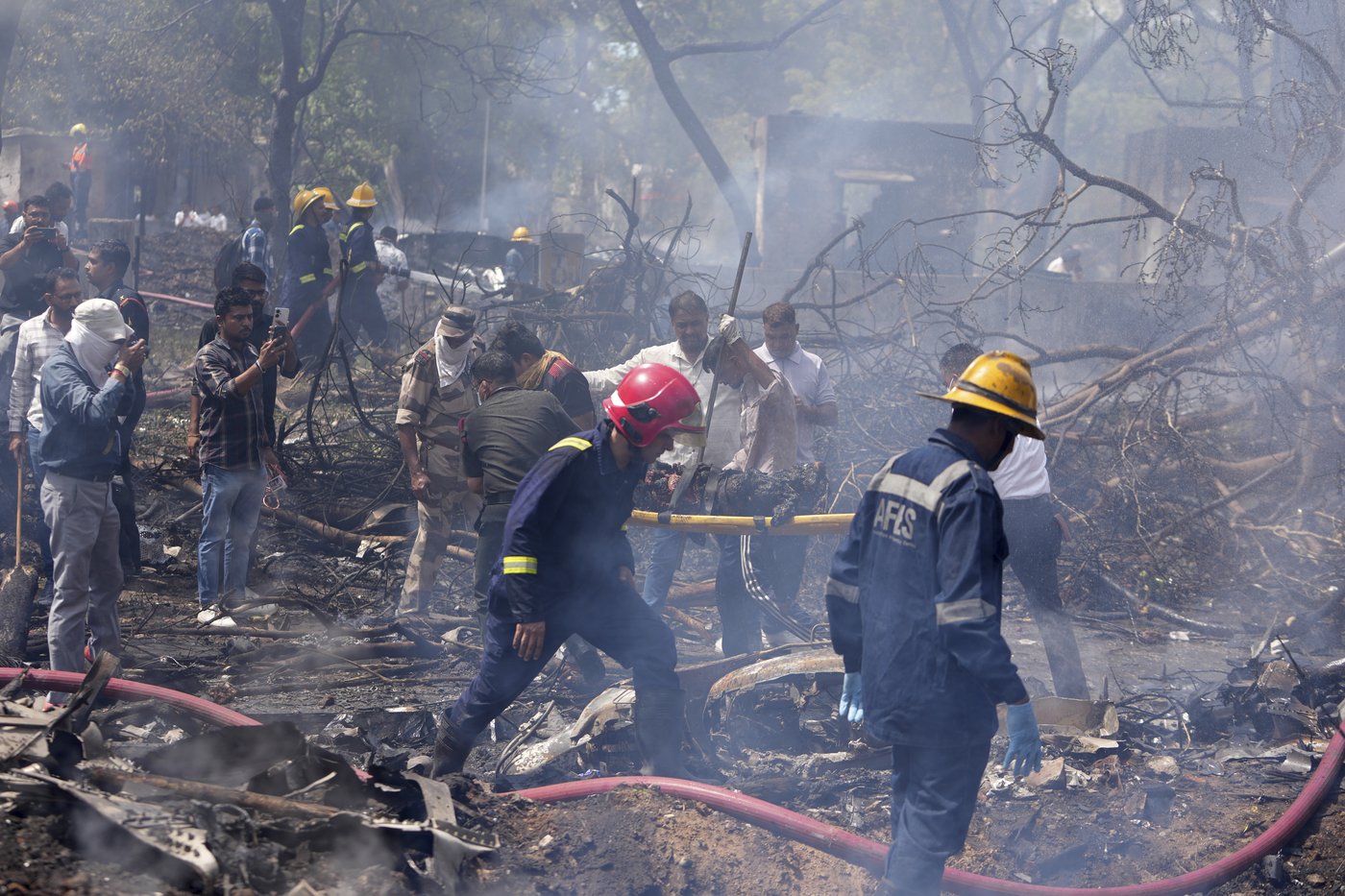 PHOTO COLLECTION: India Plane Crash | iNFOnews.ca PHOTO COLLECTION: India Plane Crash | iNFOnews.ca