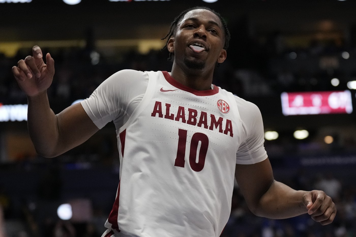 Kentucky lands quartet, Conwell heads to Louisville, UCLA adds 3 transfers, Michigan adds 1 | iNFOnews.ca