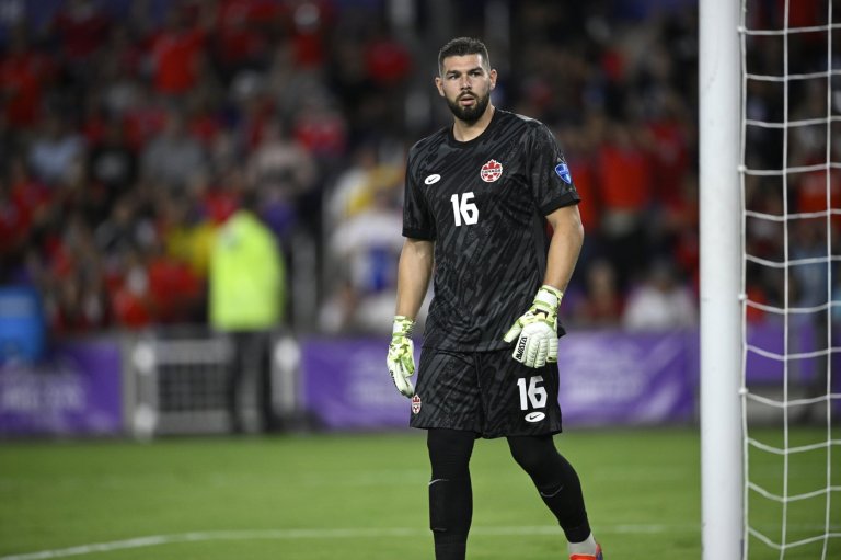 Crépeau returns home as Canada weighs No. 1 goalkeeper decision | iNFOnews.ca