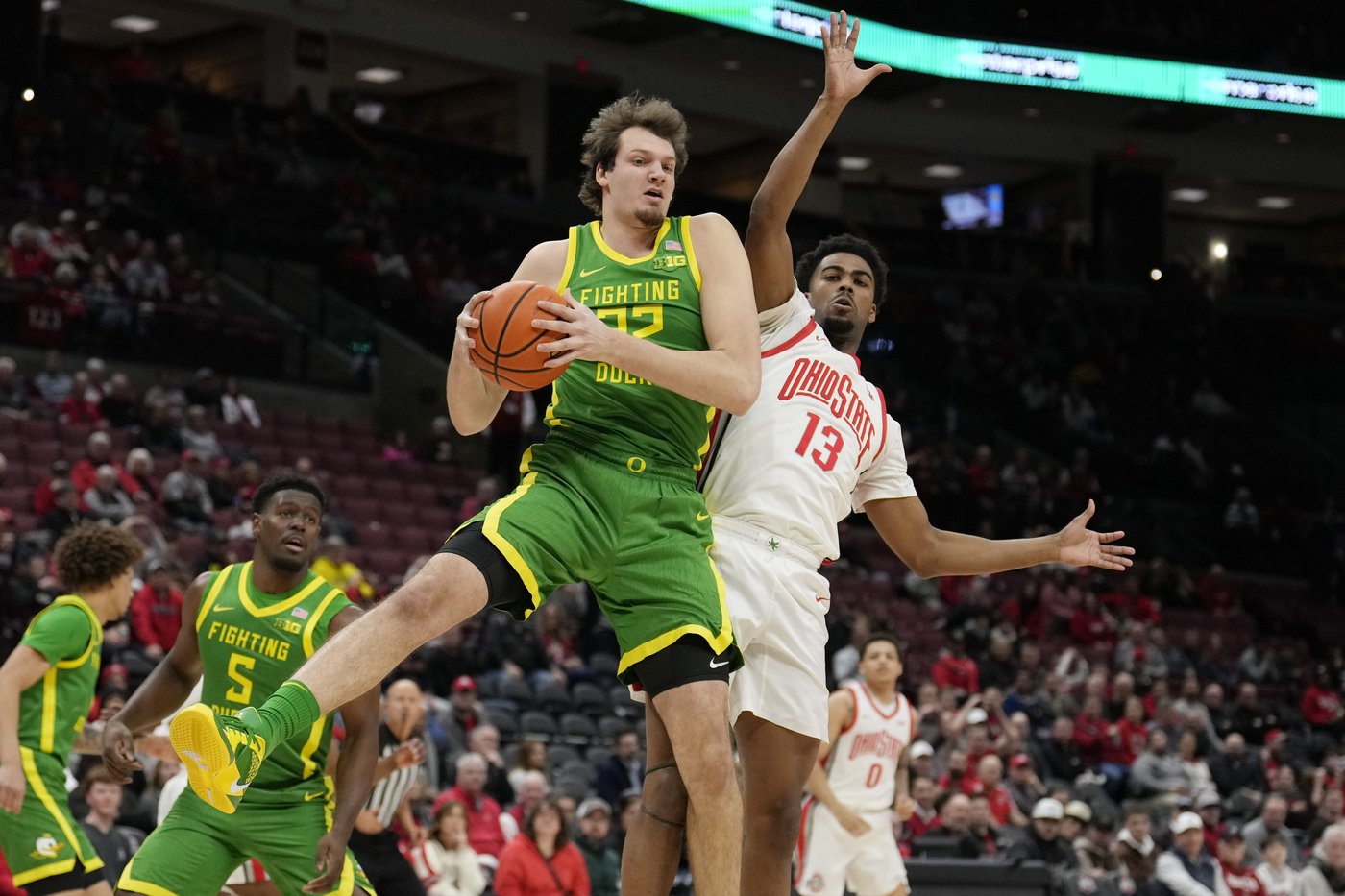 Jackson Shelstad and Nate Bittle help No. 15 Oregon beat Ohio State 73-71 | iNFOnews.ca Jackson Shelstad and Nate Bittle help No. 15 Oregon beat Ohio State 73-71 | iNFOnews.ca
