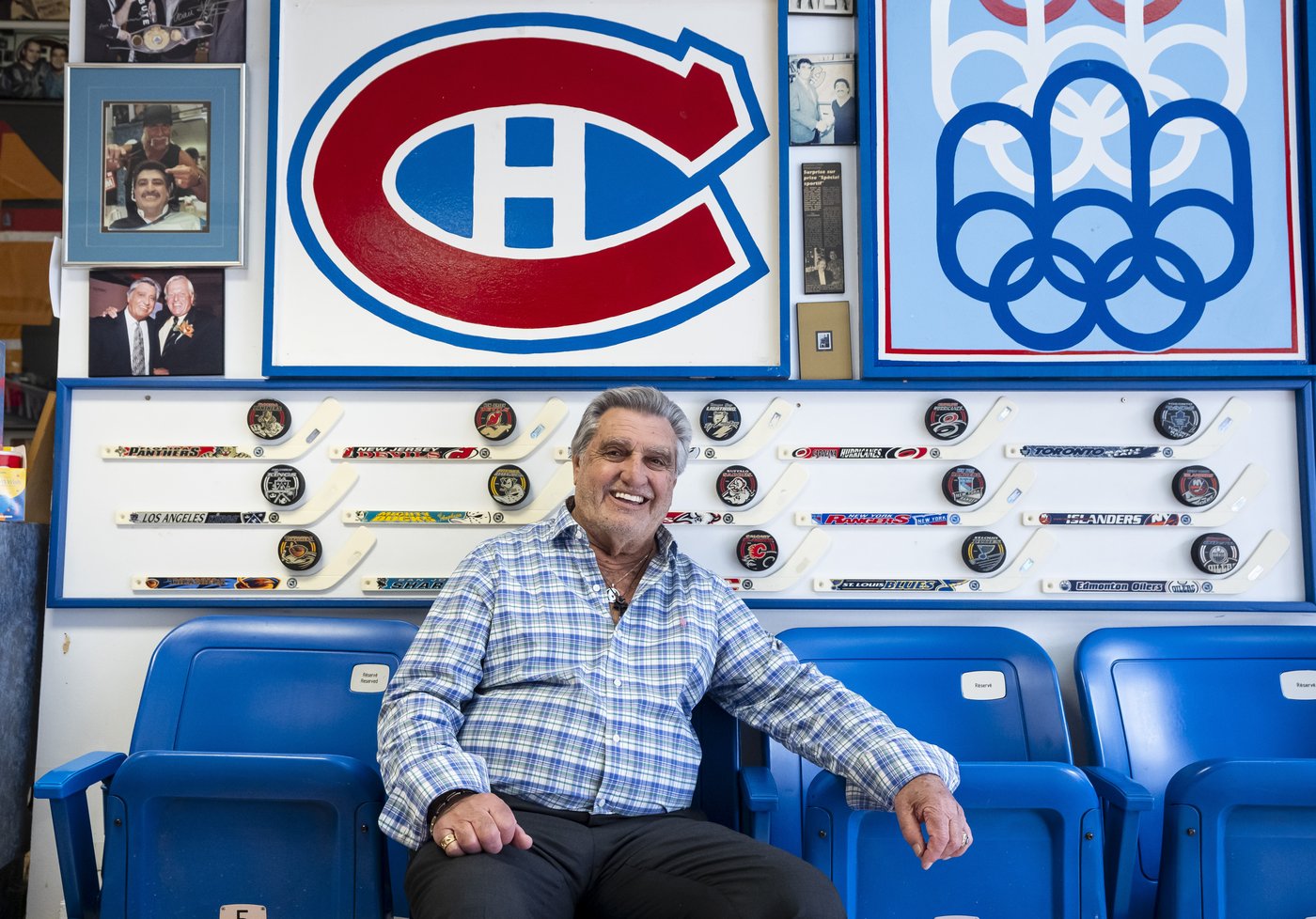 'Never felt it like this': Famous Montreal barber sees new level of Canadiens fever | iNFOnews.ca
