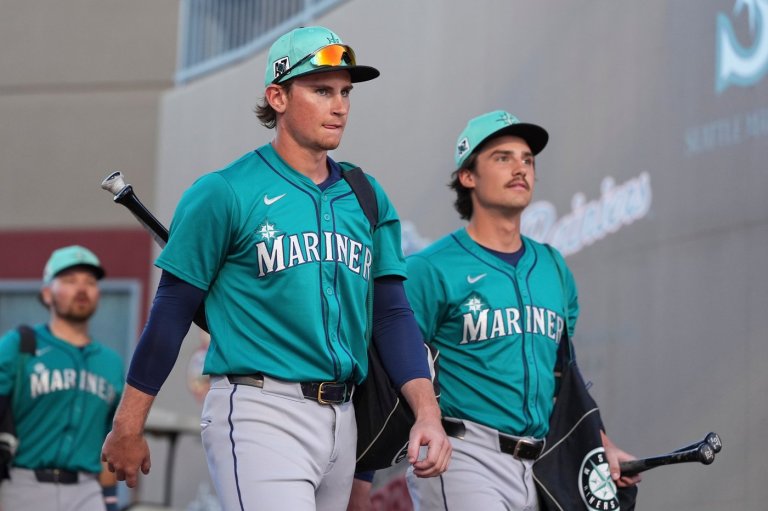 Mariners top prospect Colt Emerson focused on rewards, not risks of his new contract | iNFOnews.ca