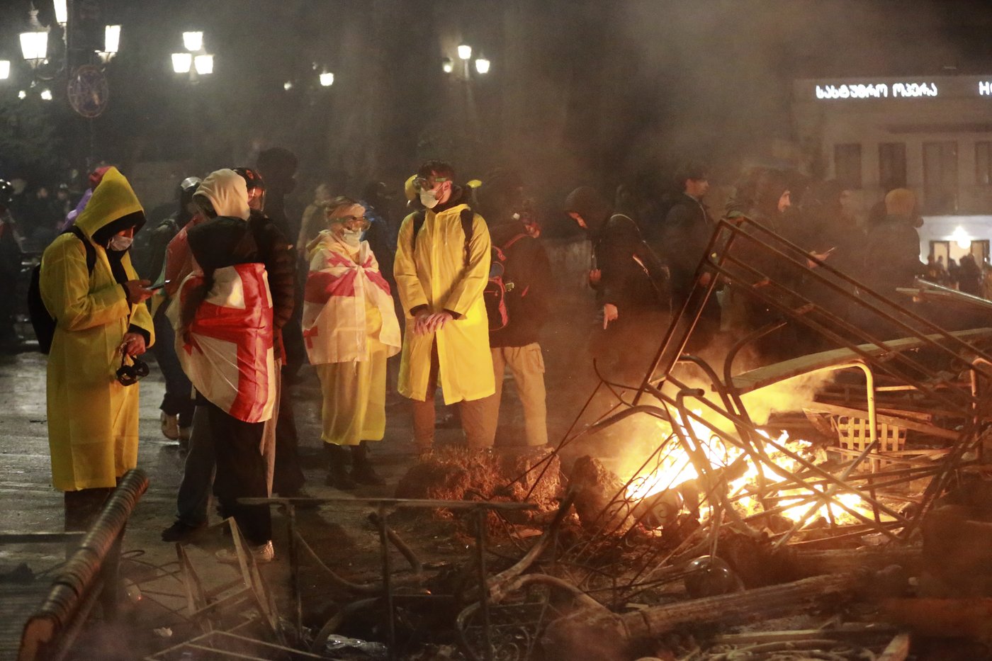 More than 200 people detained in Georgia during protests over the suspension of EU talks | iNFOnews.ca